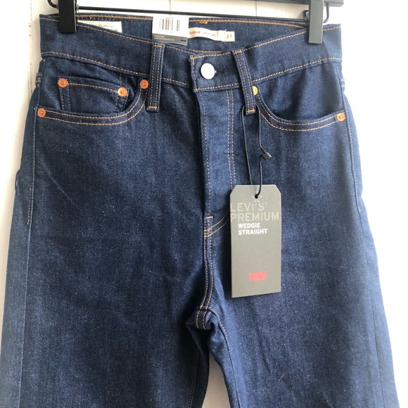 NWT Levi’s Wedgie Straight Western Fringe Jeans - Picture 3 of 4